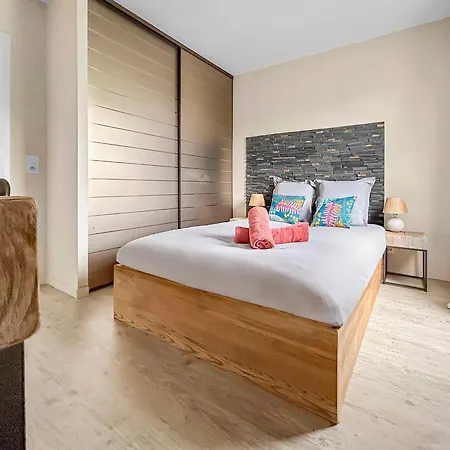 Cosy & Calme Avec Parking Prive Appartement *